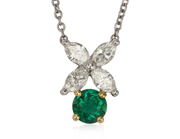 DIAMOND VICTORIA PENDANT NECKLACE 